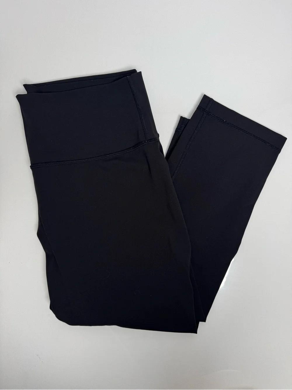 Lululemon Black Cropped Leggings Size 12 Yoga Workout Pants